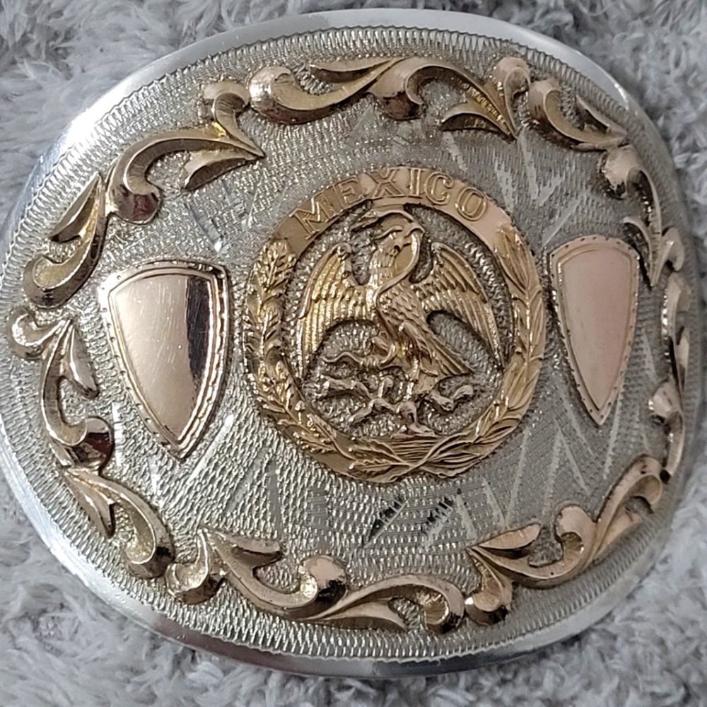 Gold/Silver rare belt buckle.